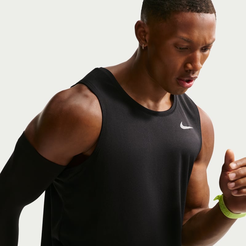 Camiseta de tirantes Nike Miler Dri-FIT "Black" | Hombre | Correr | 03 | SPORTSHOWROOM