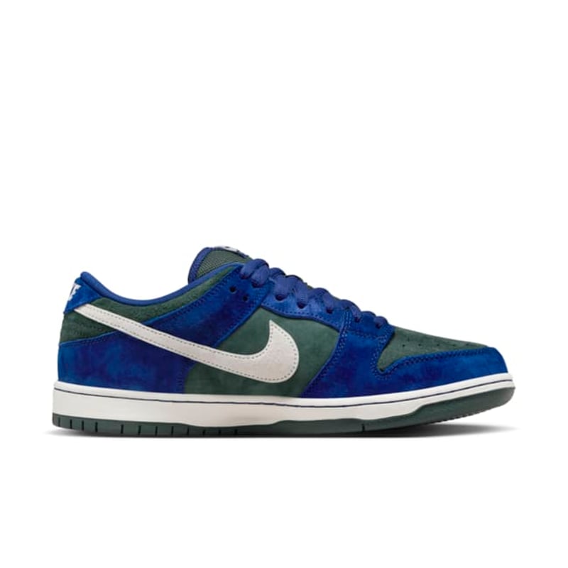 Nike SB Dunk Low HF3704-400 03