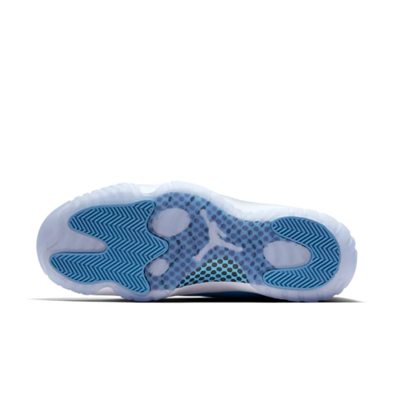 Jordan 11 Retro Low 528895-106 02