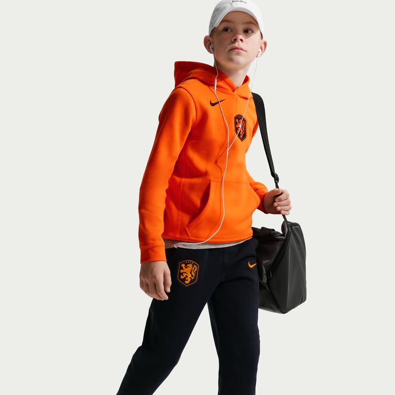 Nike Netherlands Club Fleece IB7973-010 04