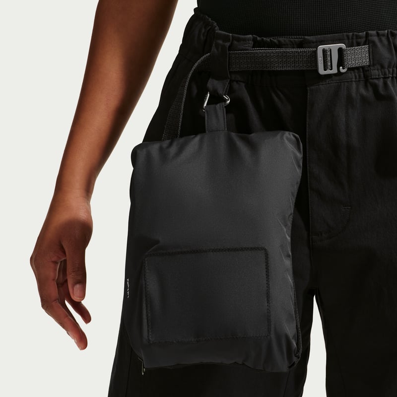 Nike ACG "Phantazma" Storm-FIT ADV Jakke "Black" | Dame | | 10 | SPORTSHOWROOM