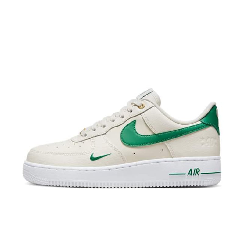 Nike Air Force 1 '07 SE DQ7582-101 01