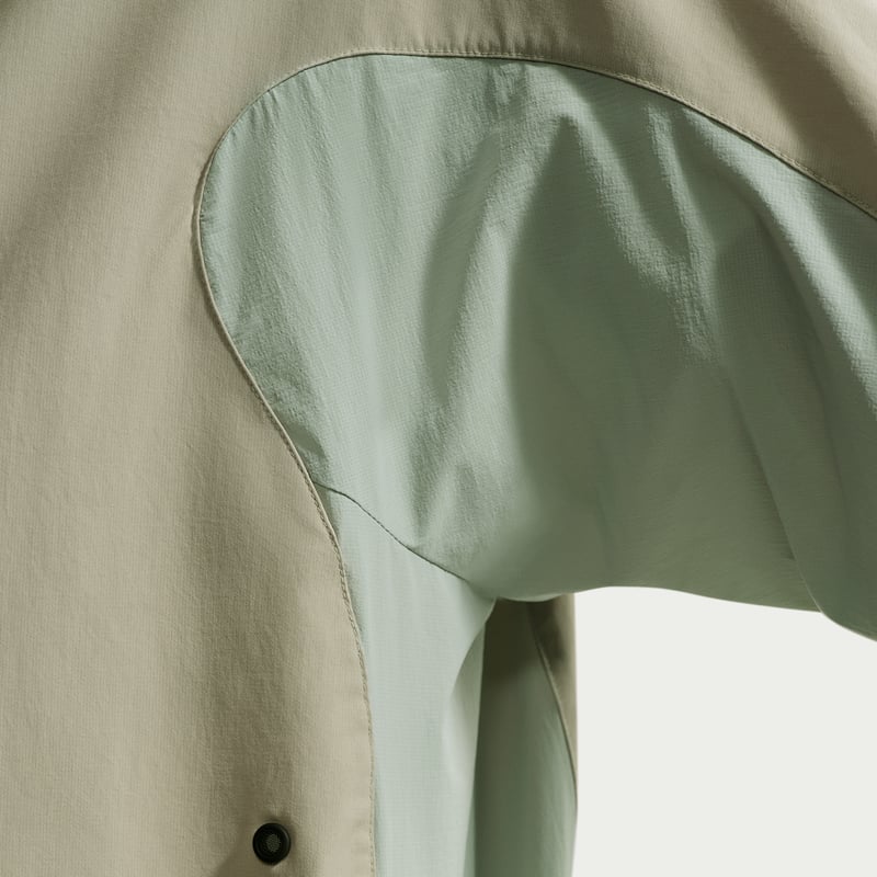 Koszulka Nike Tech Helios Dri-FIT "Spruce Fog & Light Pumice" | Mezczyzni | | 08 | SPORTSHOWROOM