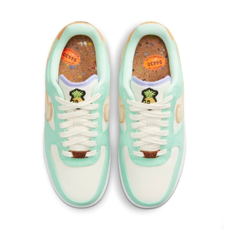 Nike Air Force 1 '07 LX CZ0268-300 04