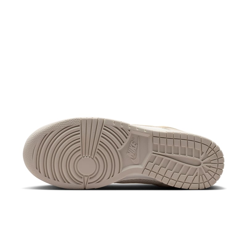 Sneakersy Nike Dunk Low SE "Sail & Light Orewood Brown" | Kobiety | Sportstyle | 02 | SPORTSHOWROOM