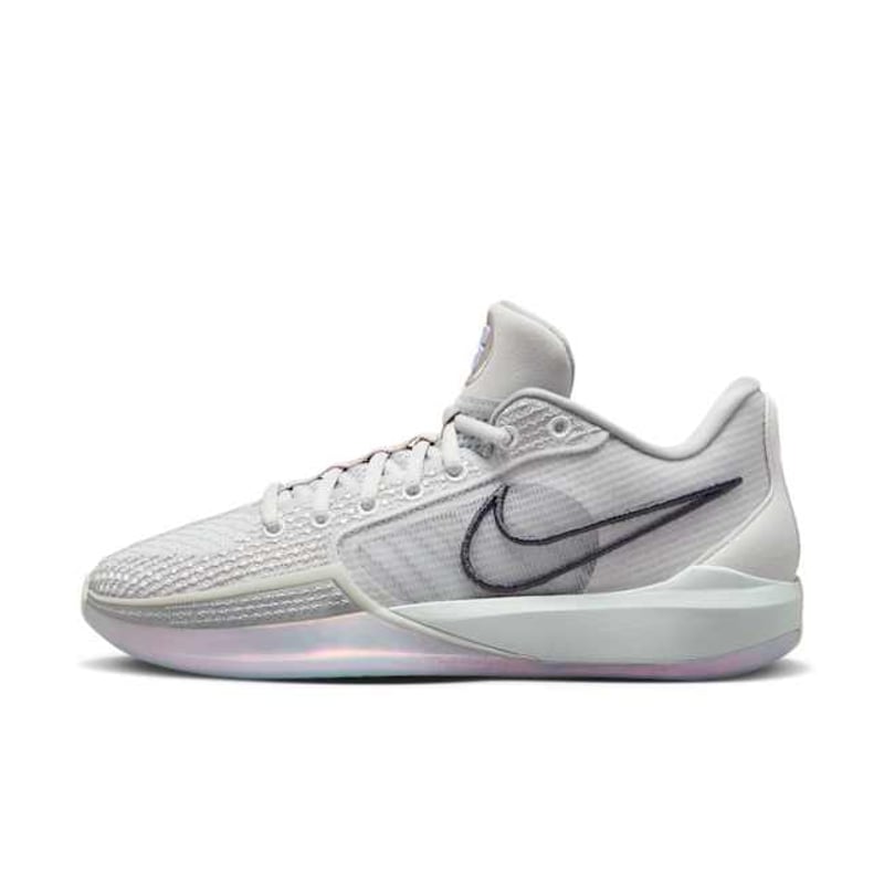 Nike Sabrina 1 FQ3381-010 01