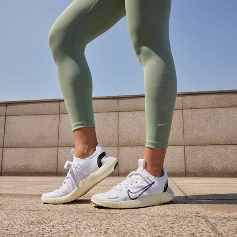 Nike Free RN NN DX6482-100 02