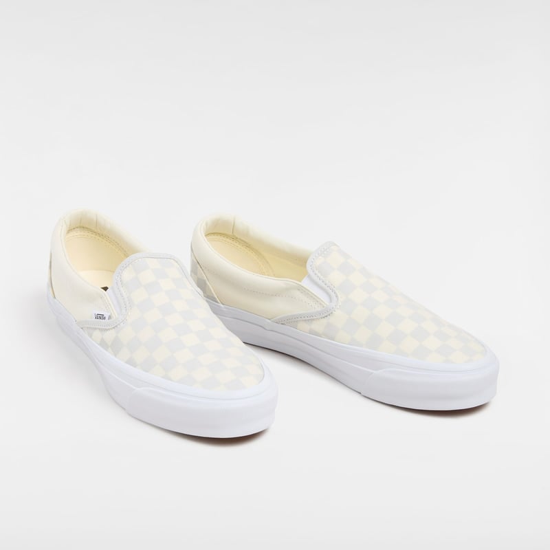 Vans Premium Slip-on 98 VN000CSE7VF 02