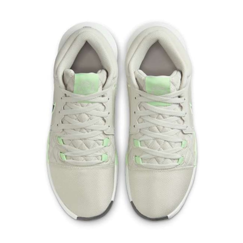 Nike LeBron Witness VIII HQ2139-002 04