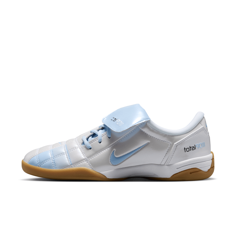 Nike Total 90 SE