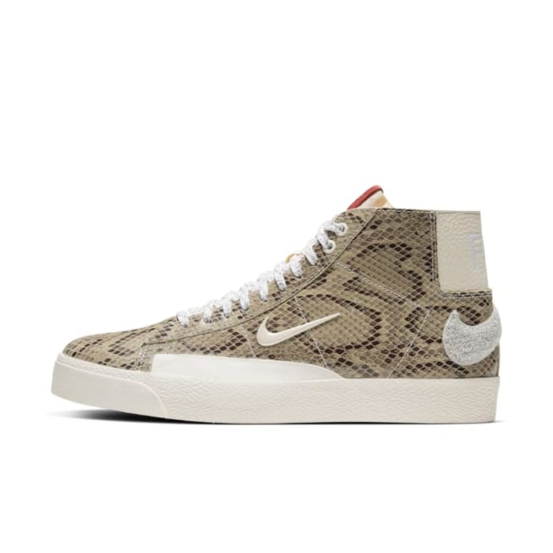 Nike SB Blazer Mid x Soulland CN4540-001 01