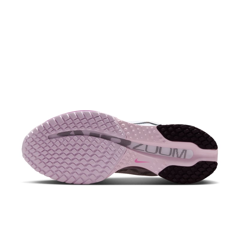 Nike Pegasus Premium runners "White & Light Lilac" | Women | Running | 02 | SPORTSHOWROOM