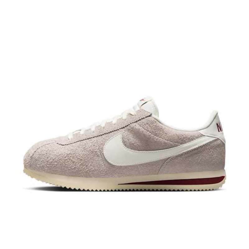 Nike Cortez SE Suede HF3142-001 01