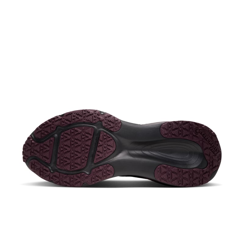 Nike Vomero 18 GORE-TEX hardloopschoenen "Burgundy Crush & Black" | Heren | Hardlopen | 02 | SPORTSHOWROOM