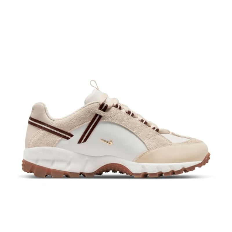 Nike Air Humara x Jacquemus DR0420-001 03