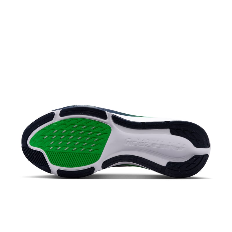 Nike Pegasus 42 runners "White & Green Spark" | Men | Running | 02 | SPORTSHOWROOM