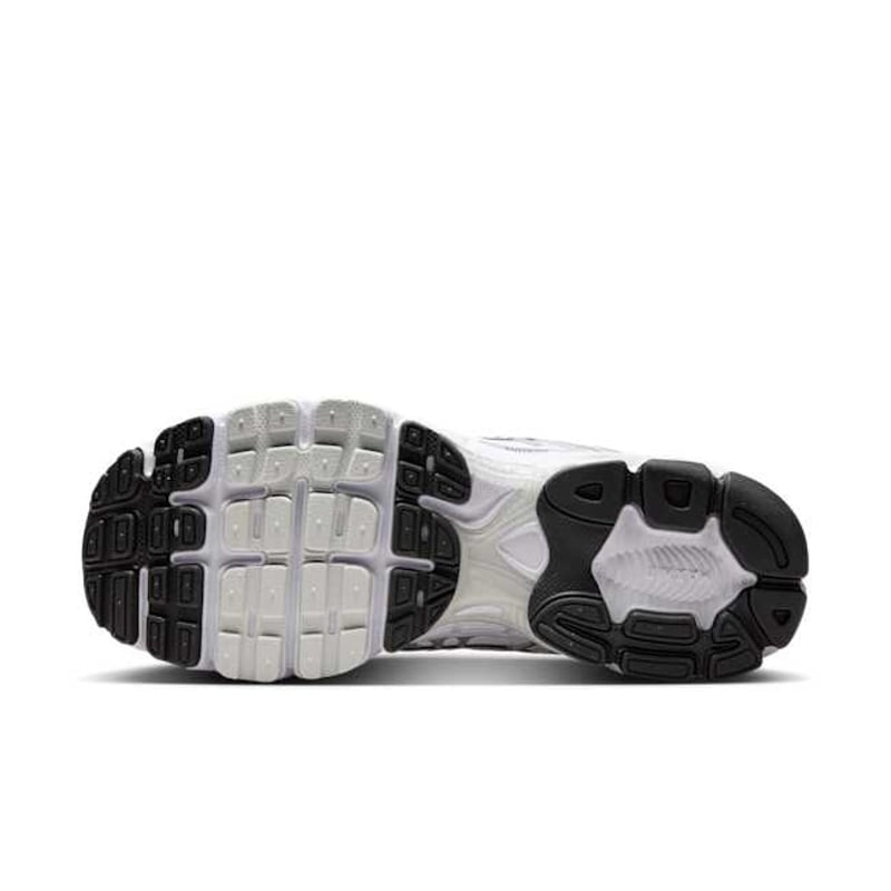 Nike Air Max Moto 2K HQ2056-103 02