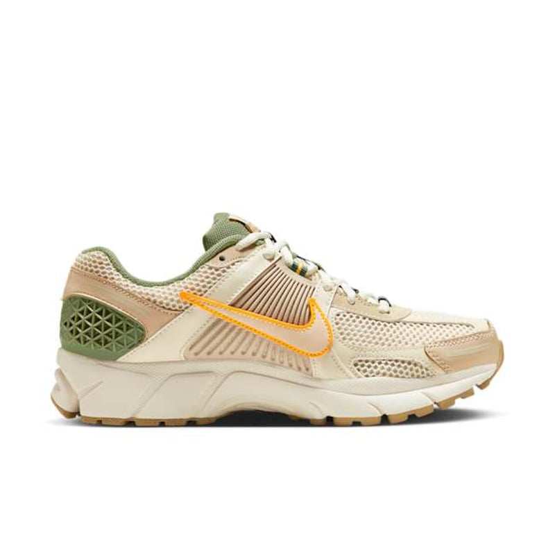 Nike Zoom Vomero 5 FQ6868-181 03