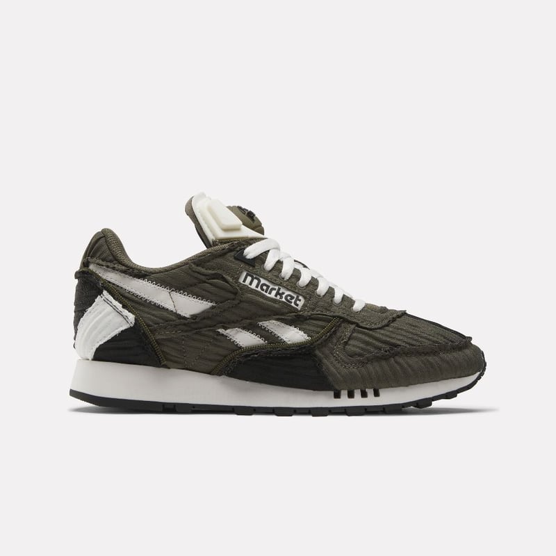 Reebok LTD Classic Leather Pump x MARKET 20138507 01