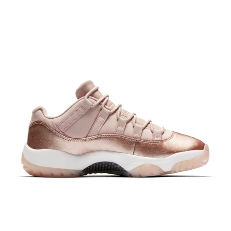 Jordan 11 Retro Low AH7860-105 03