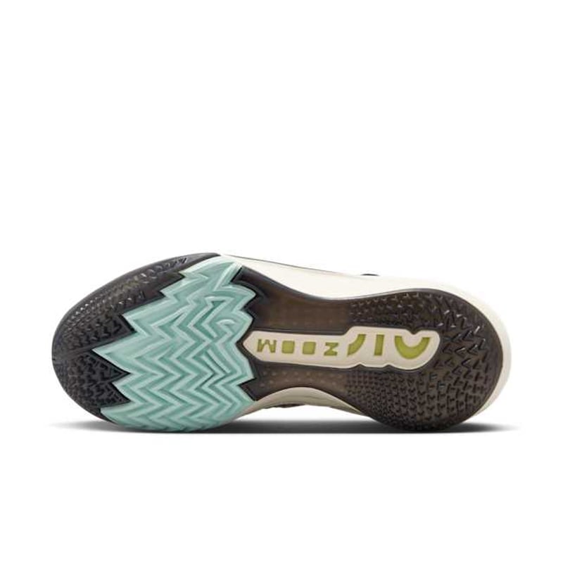 Nike G.T. Cut 2 FQ8706-300 03