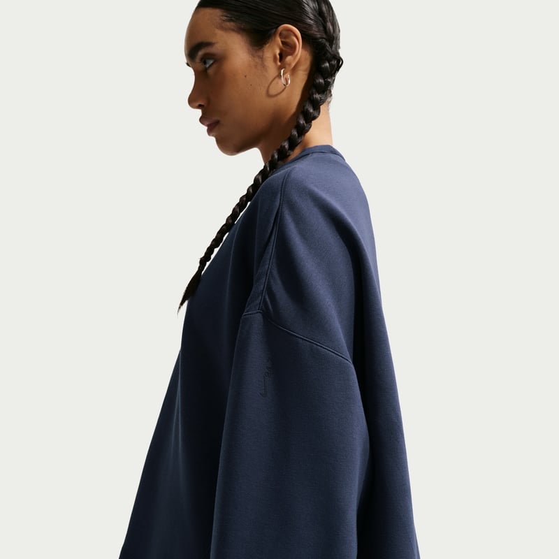 Nike 24.7 ImpossiblySoft Dri-FIT Oversized Crew HQ8193-410 03