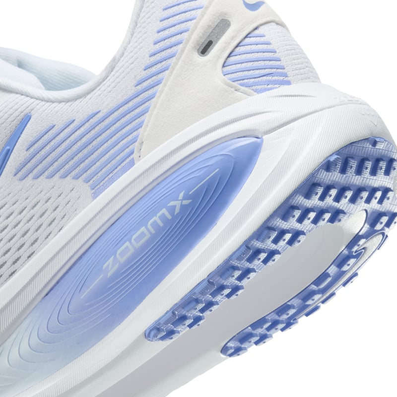 Nike Vomero 18 (Extra Wide) IF0515-104 08
