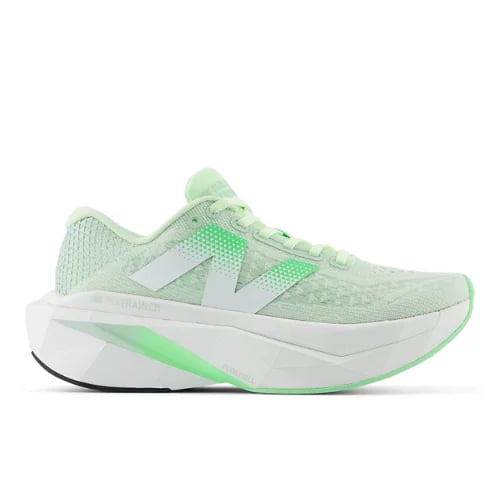 New Balance FuelCell SuperComp Trainer v3