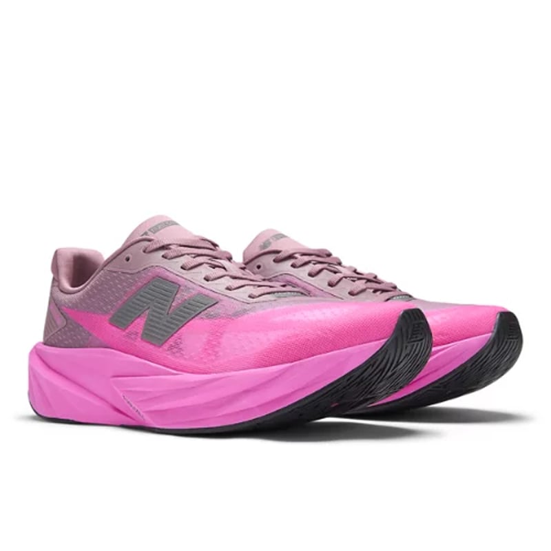 Tekaški copati New Balance FuelCell Rebel v5 "Pink Heat & Rosewood" | Moški | Tek | 02 | SPORTSHOWROOM