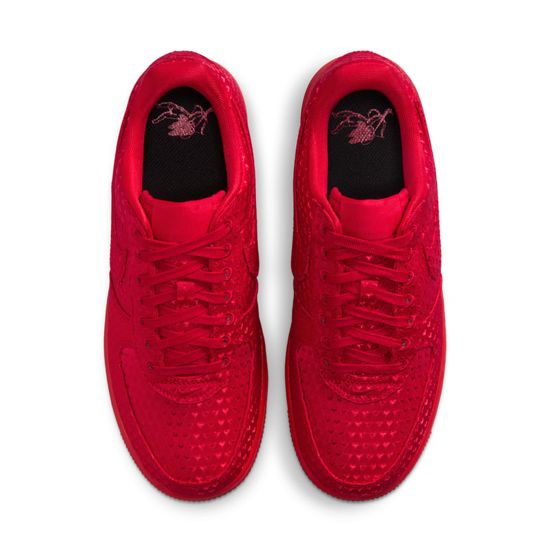 Nike Air Force 1 '07 SE Sneaker "Valentine's Day" | Damen | Sportstyle | 04 | SPORTSHOWROOM
