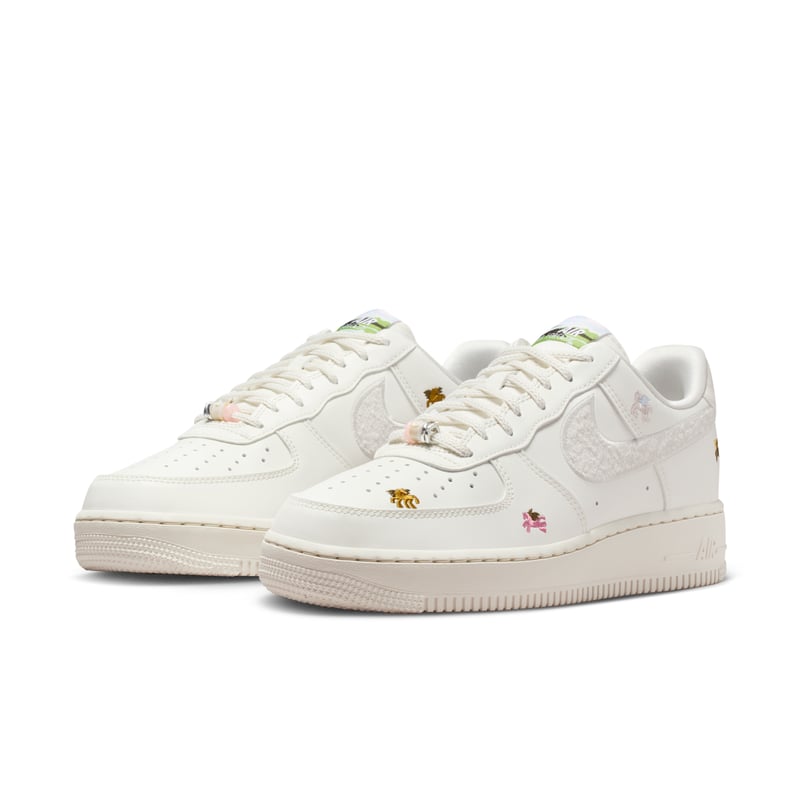Nike Air Force 1 '07 SE trainers "LNY" | Women | SportStyle | 05 | SPORTSHOWROOM