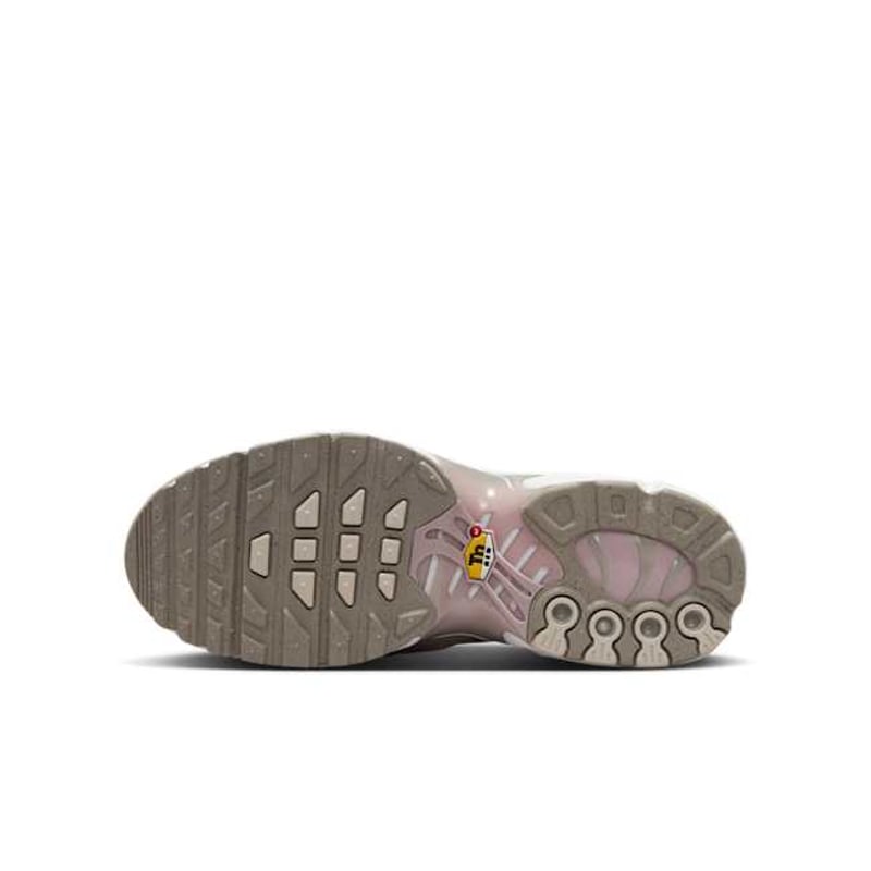 Nike Air Max Plus CD0609-035 02