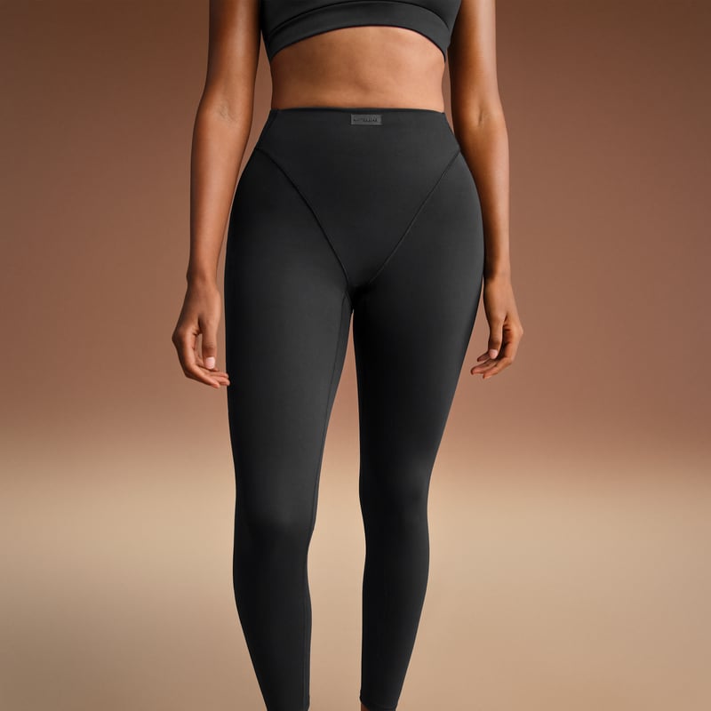 NikeSKIMS Matte IU8293-054 02