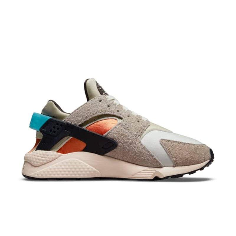 Nike Air Huarache DO7261-087 03