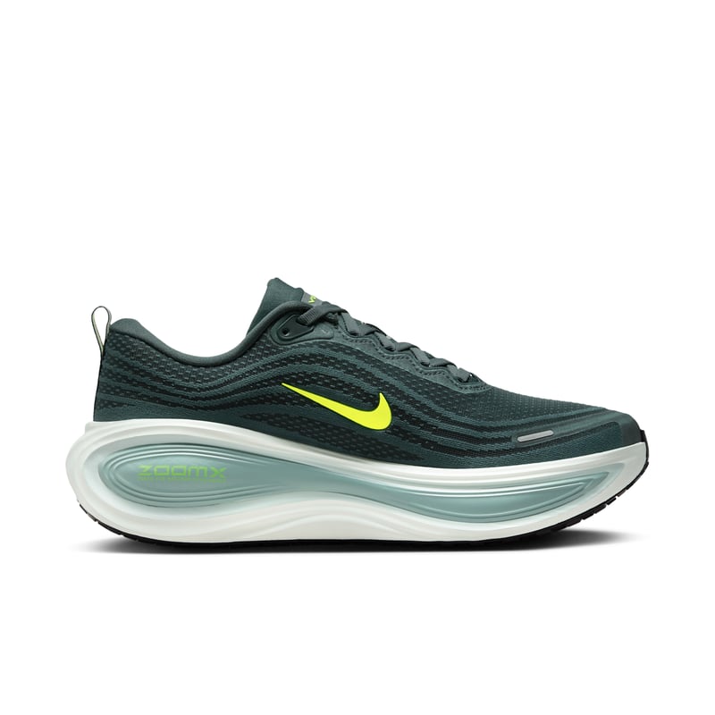 Nike Vomero Plus HV8150-300 03