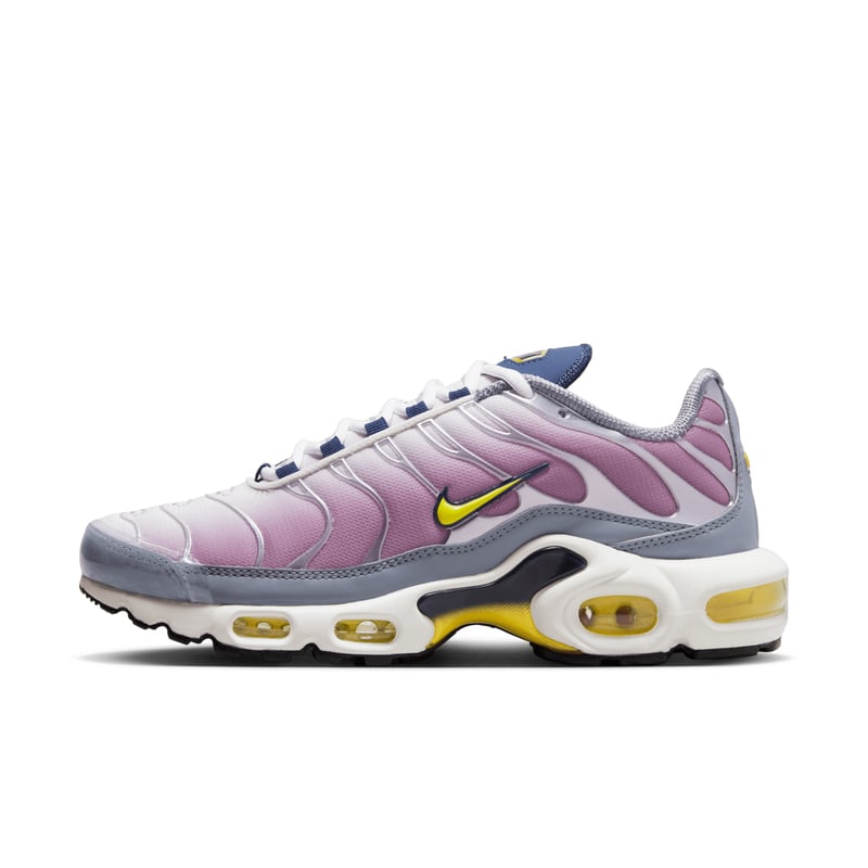 Nike Air Max Plus FN8007-500 01