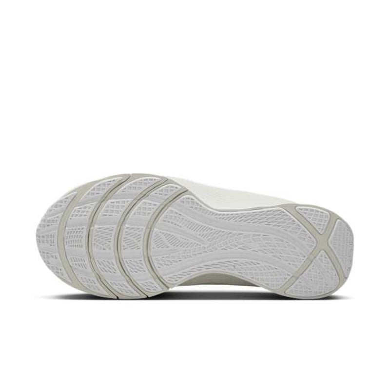 Nike LeBron TR1 FJ6151-002 02