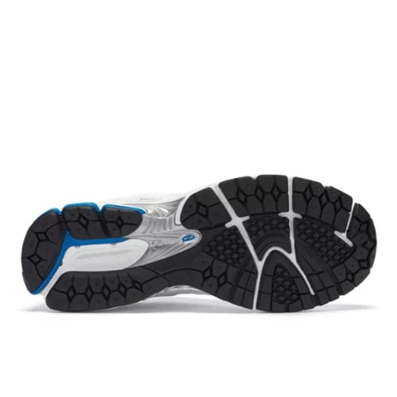 New Balance 2002R ML2002RW 03