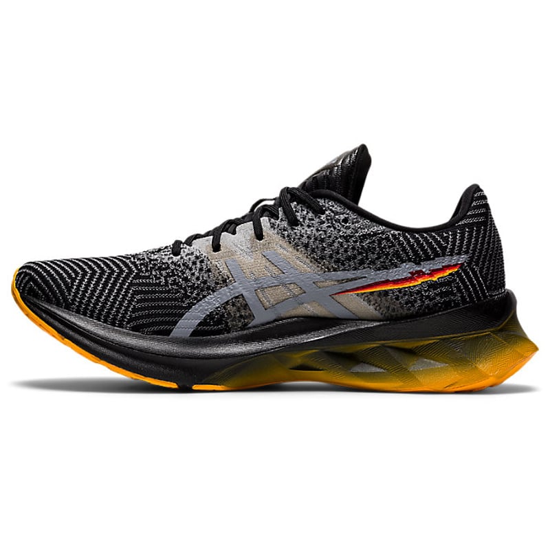 ASICS Novablast 1011B149-001 04