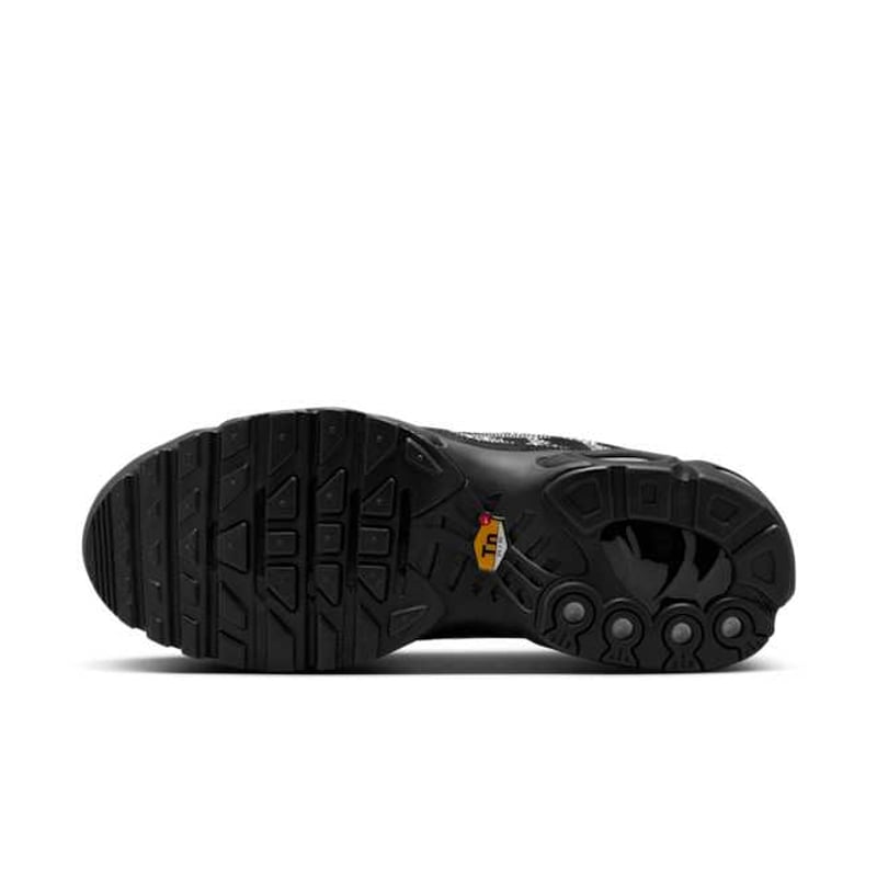 Nike Air Max Plus x Swarovski FZ4237-001 02