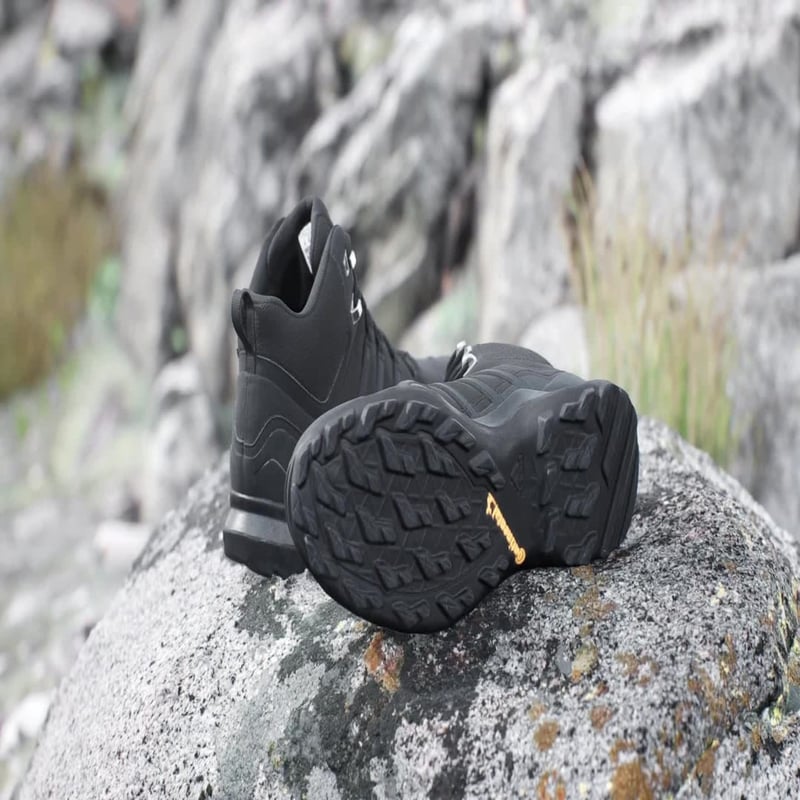 adidas Terrex Swift R2 Mid GORE-TEX IF7636 02