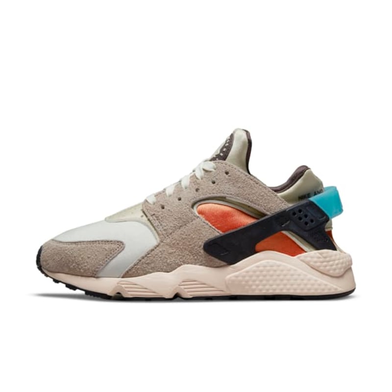 Nike Air Huarache DO7261-087 01