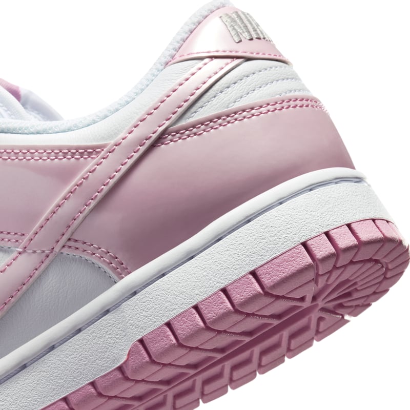 Nike Dunk Low SE ‘Patent’ sneakers "White & Pink Rise" | Dame | Sportstyle | 08 | SPORTSHOWROOM
