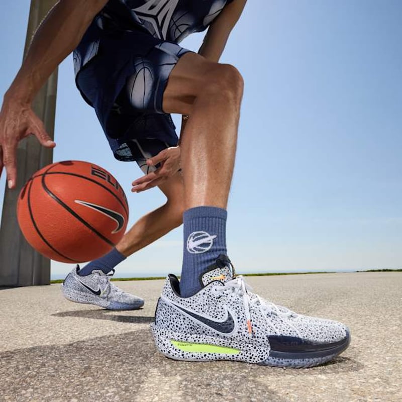 Nike G.T. Cut 3 ‘Electric Pack’ FV3626-900 02