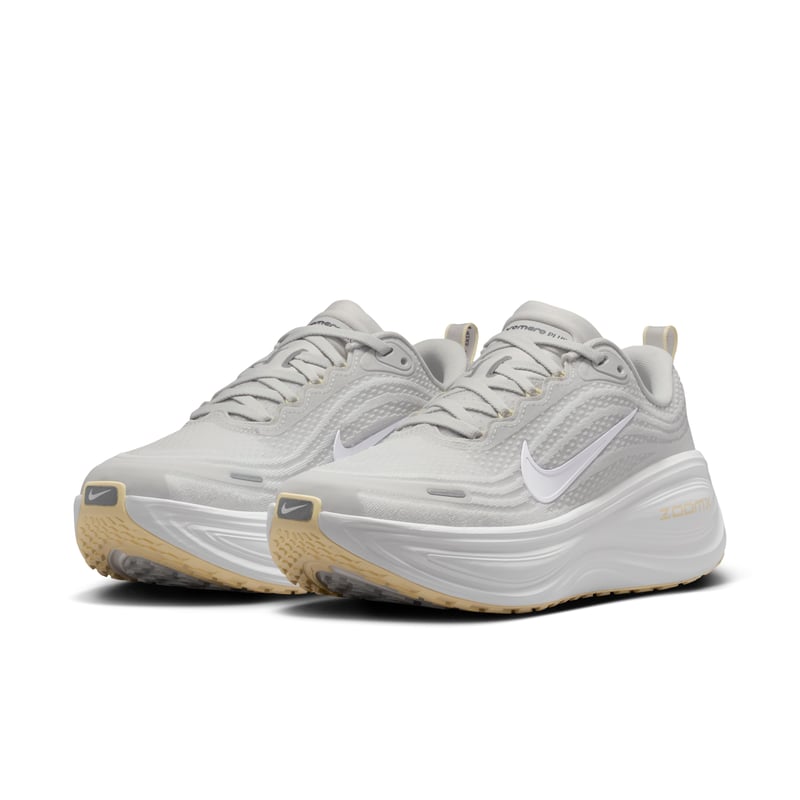 Nike Vomero Plus HV8154-009 05