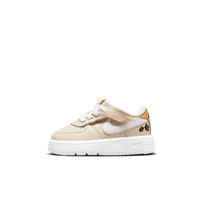 Nike Force 1 Low SE EasyOn FZ1603-100 01