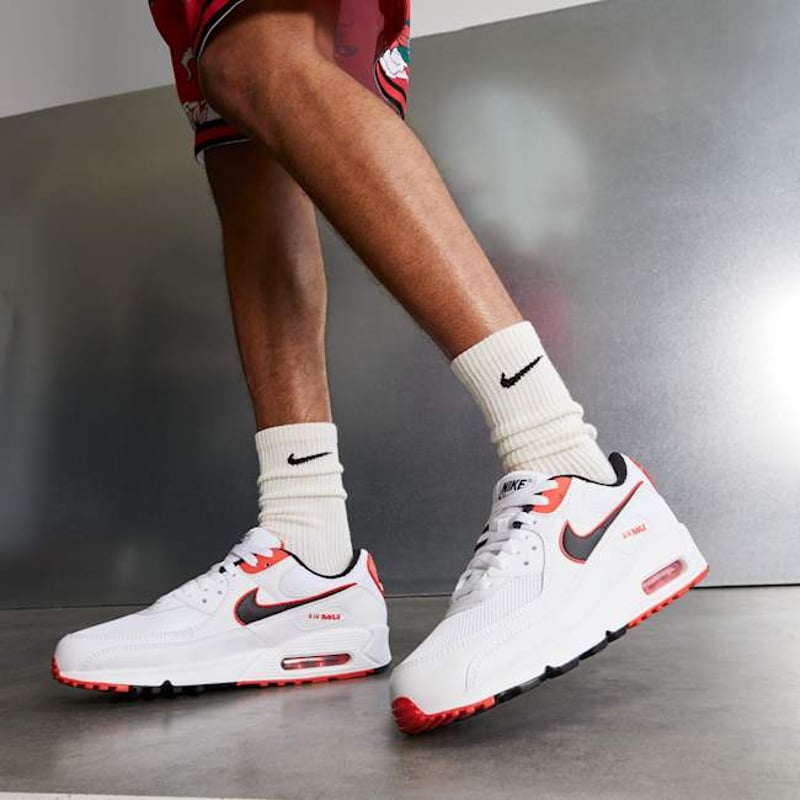 Nike Air Max 90 DO8903-100 02