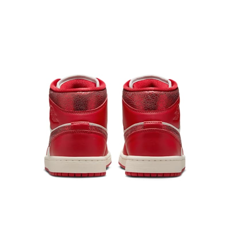 Jordan 1 Mid SE HJ9337-106 06