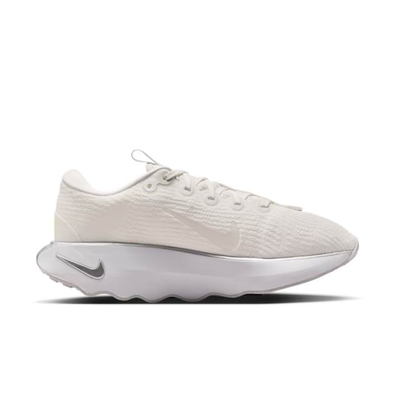 Nike Motiva DV1238-111 03