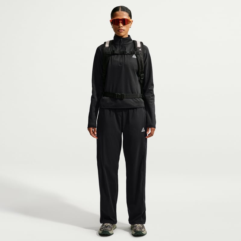 Nike ACG "Wolf Grid" Therma-FIT 1/2-Zip Top "Black" | Dames | Hiken | 04 | SPORTSHOWROOM
